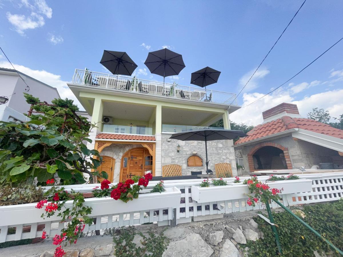Apartmani Fabijan&Florijan Dramalj Exterior foto